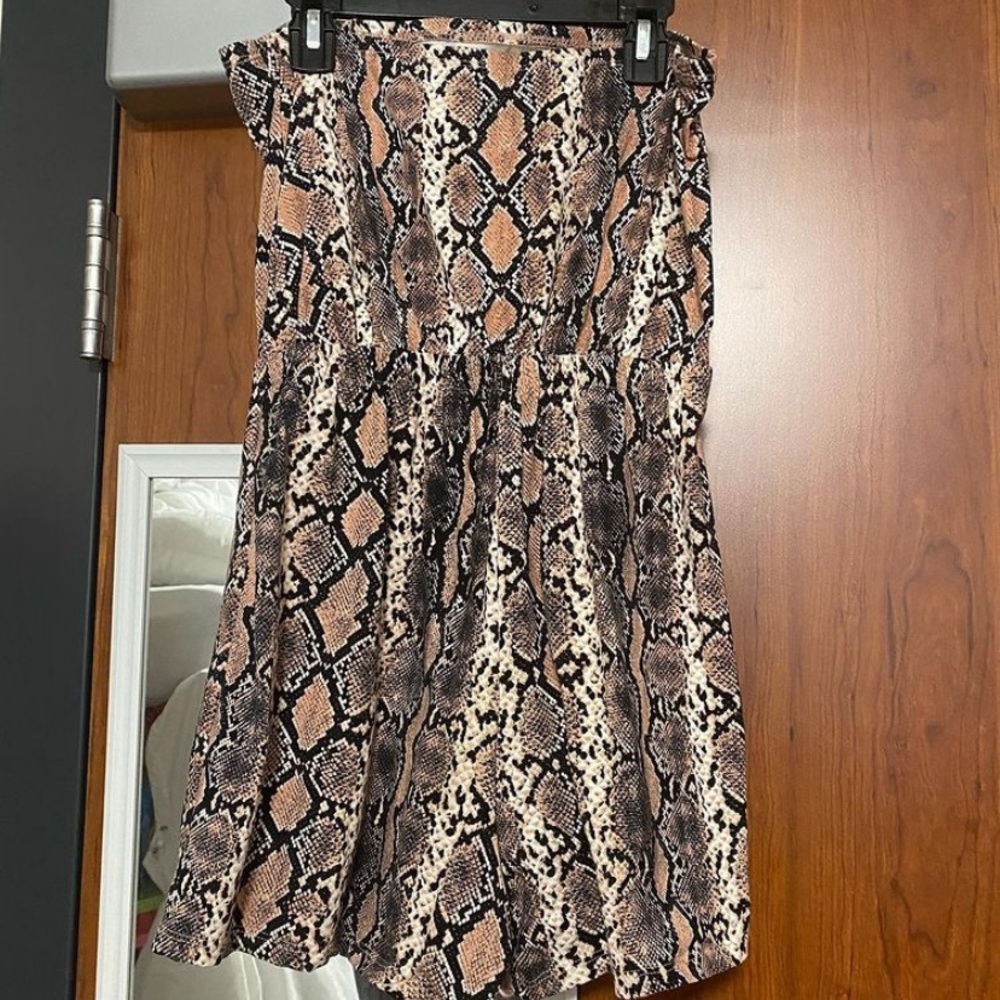 Snake Print Romper - Picture 3 of 3